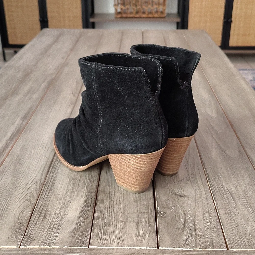 Splendid Black Leather Ankle Booties with Stacked Heel Size 6
